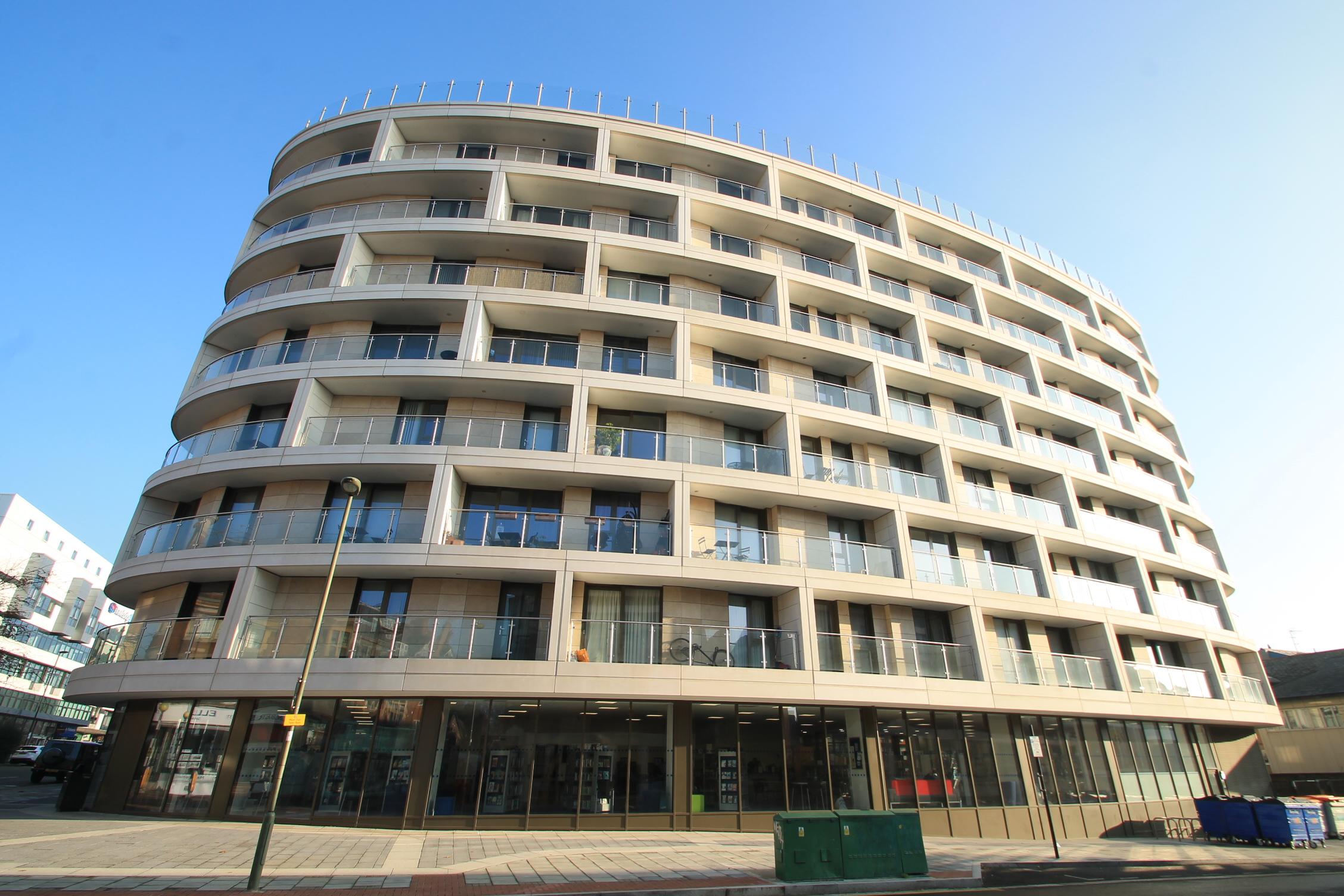 Gateway House, Regent's Park Road N3 :: London-Tokyo Property Service